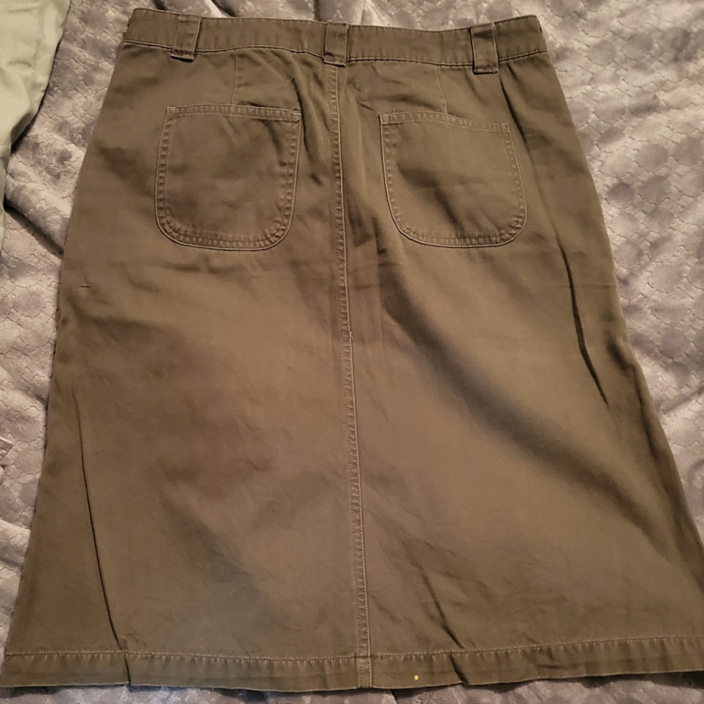 Knee length army green skirt